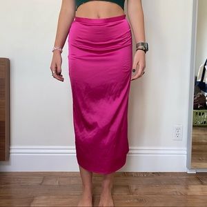 Hot pink silk midi skirt 💗